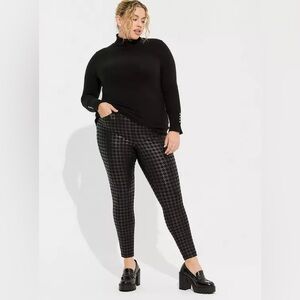 Torrid Black Houndstooth Leggings